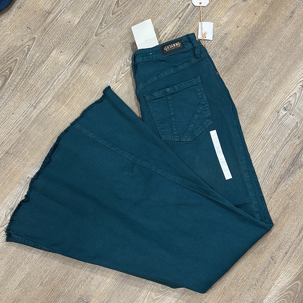Shyanne High Waist Flares